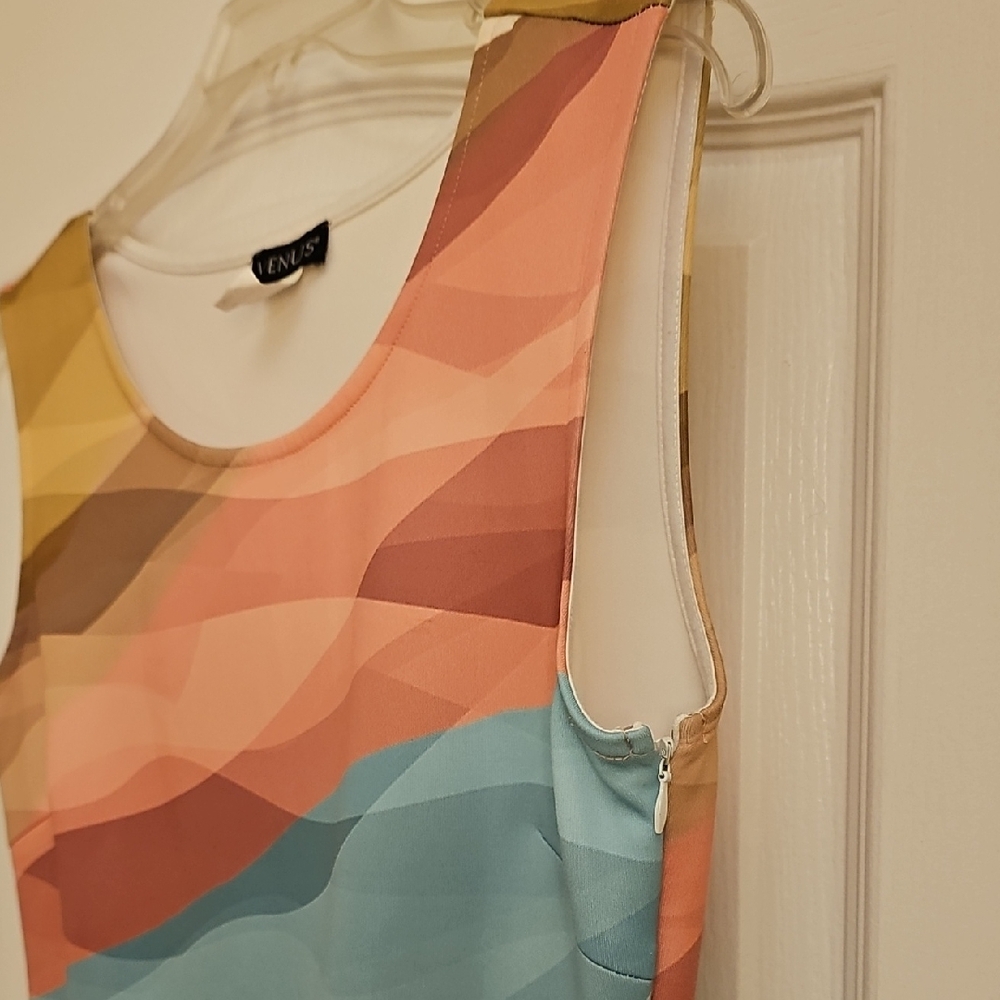VENUS Colorful Wave Pattern Mini Dress - Picture 4 of 4